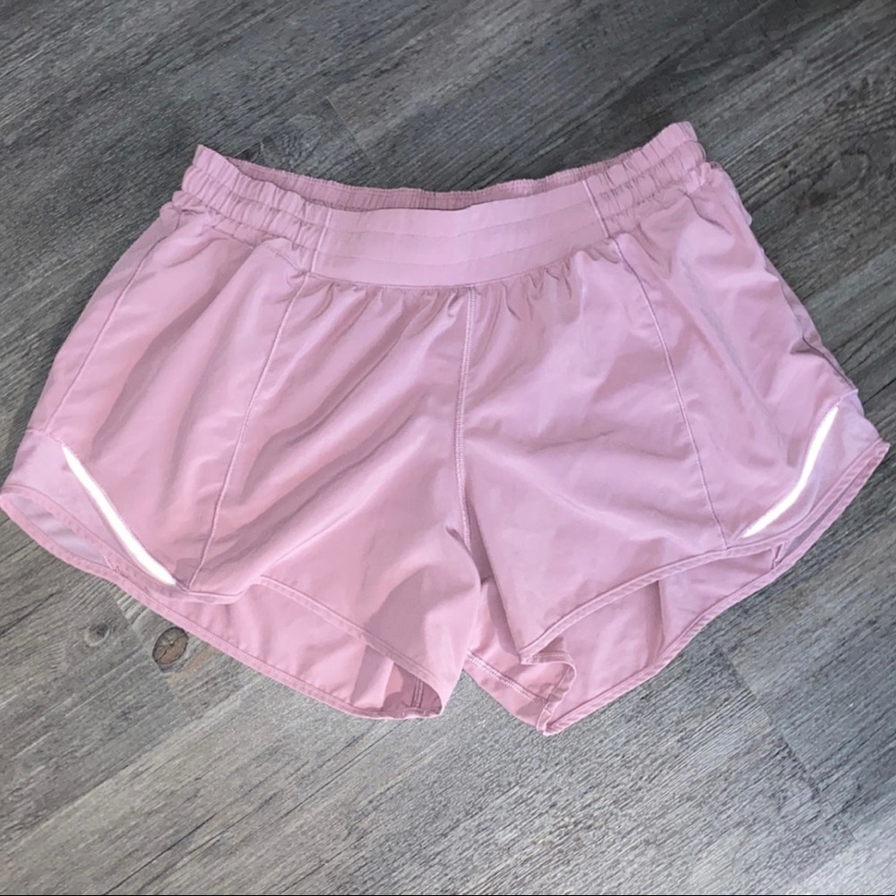 lululemon hotty hot 4” shorts size 12